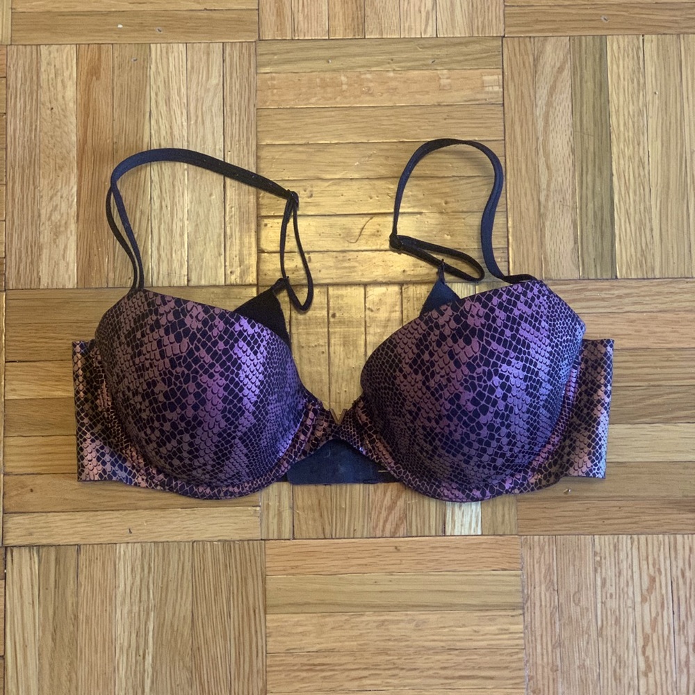 Victoria’s Secret Lined Demi Bra 34C